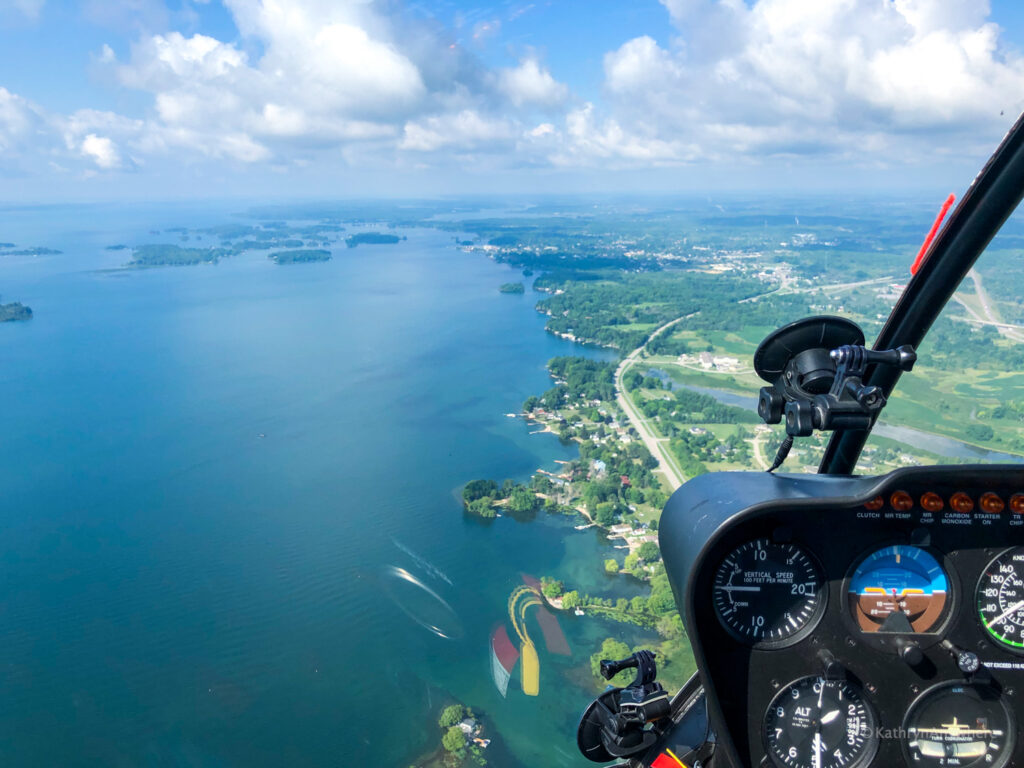 Approaching 1000 Islands in a helicopter