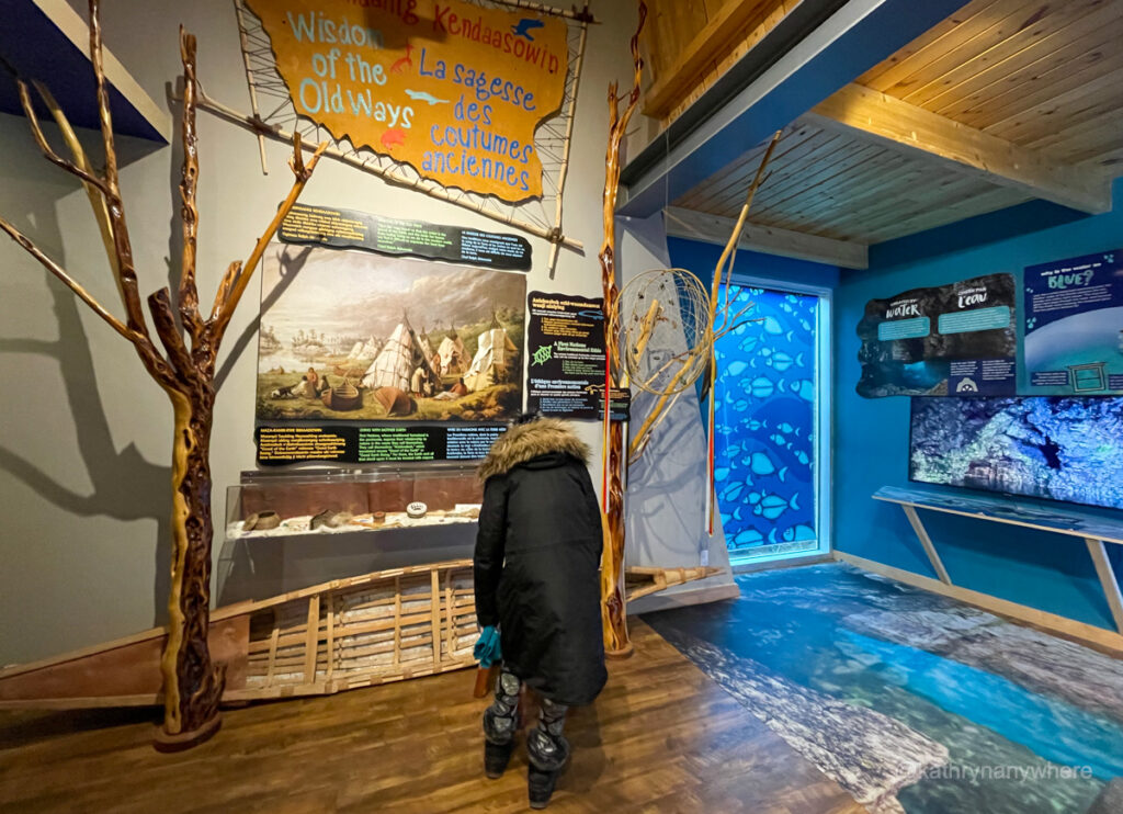 Parks Canada visitors centre bruce peninsula interior display